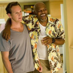 Still of Samuel L. Jackson and Patrick Wilson in Lakeview Terrace (2008)