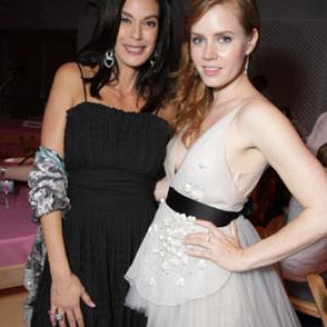 Teri Hatcher and Amy Adams at event of Enchanted 2007