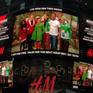 Band Of Merrymakers on Extra in Times Square