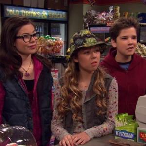 Still of Nathan Kress Miranda Cosgrove and Jennette McCurdy in iCarly 2007