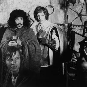 Still of Richard Chamberlain, Oliver Reed, Michael York, Frank Finlay and Roy Kinnear in The Four Musketeers (1974)