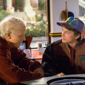 Still of Michael J. Fox and Thomas F. Wilson in Atgal i ateiti II (1989)