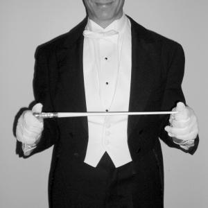 As the Orchestra Conductor in Oscarwinner The Artist