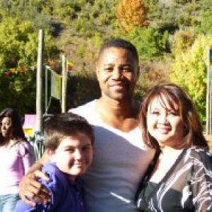 Sean Patrick Flaherty, Sharry Flaherty, and Cuba Gooding Jr. on the set of Daddy Day Camp.
