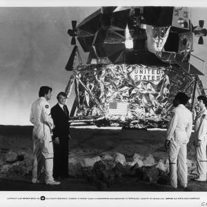 Still of James Brolin, Hal Holbrook, O.J. Simpson and Sam Waterston in Capricorn One (1978)