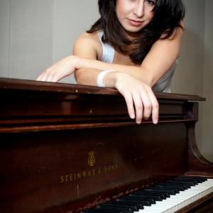 Marisa Johnson Classical Crossover Singer