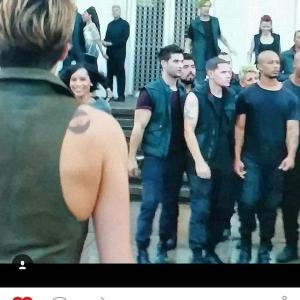 INSURGENT FEATURE FILM ME AS A DAUNTLESS REBEL IN THE MIDDLE WITH DRAGON TATTOO !!