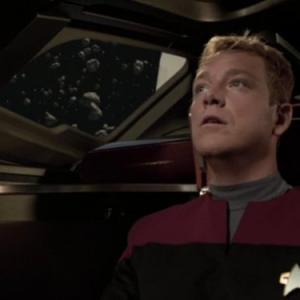 Still of Robert Duncan McNeill in Star Trek Voyager 1995