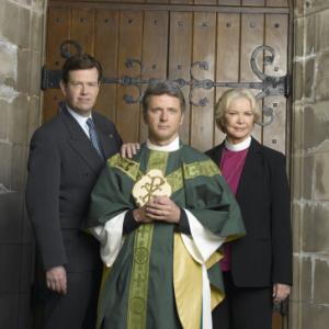 Still of Ellen Burstyn and Aidan Quinn in The Book of Daniel 2006