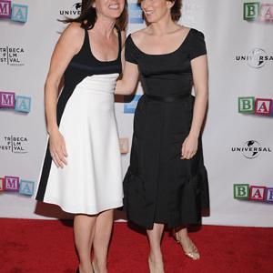 Tina Fey and Molly Shannon at event of Baby Mama 2008