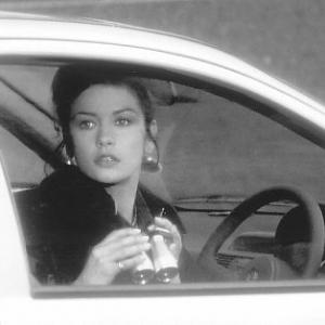 Still of Catherine Zeta-Jones in Entrapment (1999)