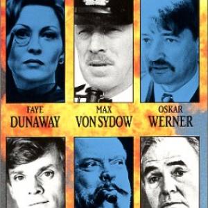 James Mason, Orson Welles, Malcolm McDowell, Faye Dunaway, Max von Sydow and Oskar Werner in Voyage of the Damned (1976)