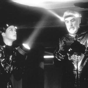 Still of Sean Connery and Catherine Zeta-Jones in Entrapment (1999)