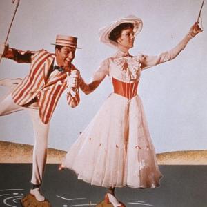 Still of Julie Andrews and Dick Van Dyke in Mary Poppins (1964)