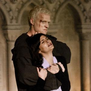 Still of Paul Bettany and Audrey Tautou in The Da Vinci Code 2006