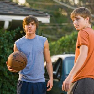 Still of Zac Efron and Sterling Knight in Vel septyniolikos 2009