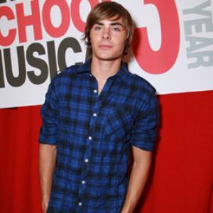 Zac Efron at event of High School Musical 3 Senior Year 2008