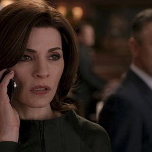 Still of Julianna Margulies and Alan Cumming in The Good Wife 2009