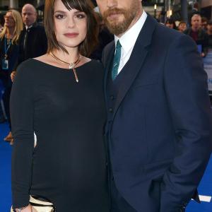 Tom Hardy and Charlotte Riley at event of Legenda (2015)