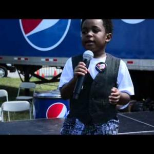 Performing Kirk Franklin at 'Metro Youth Day'
