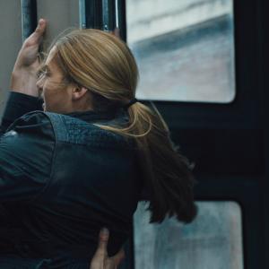 Still of Shailene Woodley and Theo James in Divergente 2014