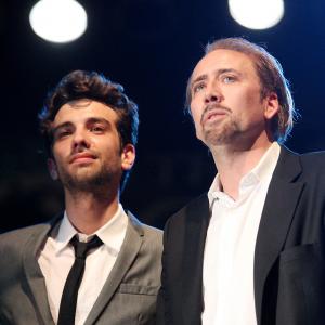 Nicolas Cage and Jay Baruchel at event of Burtininko mokinys (2010)