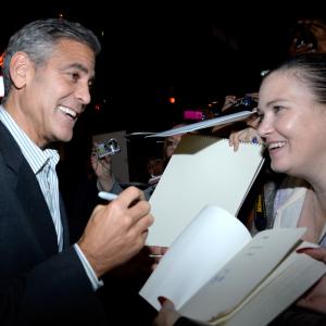George Clooney at event of Seimos albumas: rugpjutis (2013)