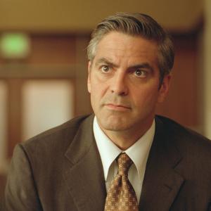 Still of George Clooney in Nepakenciamas ziaurumas 2003