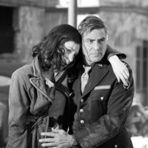 Still of George Clooney and Cate Blanchett in The Good German (2006)