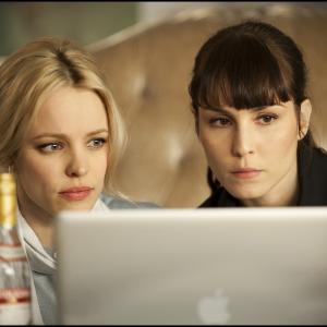 Still of Noomi Rapace and Rachel McAdams in Nuodeminga aistra 2012
