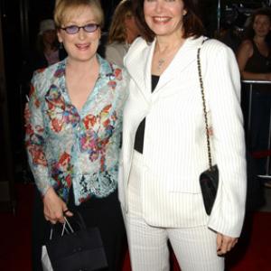 Meryl Streep and Sherry Lansing at event of The Manchurian Candidate 2004