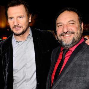 Liam Neeson and Joel Silver at event of Nezinomas (2011)