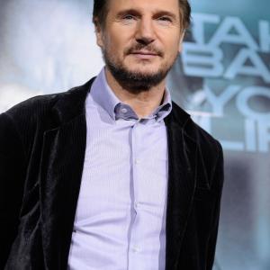 Liam Neeson at event of Nezinomas (2011)