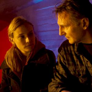 Still of Liam Neeson and Diane Kruger in Nezinomas (2011)