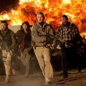 Still of Liam Neeson, Bradley Cooper, Sharlto Copley and Quinton 'Rampage' Jackson in A komanda (2010)