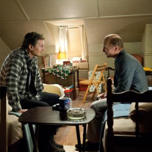 Still of Ed Harris and Liam Neeson in Begte visa nakti 2015
