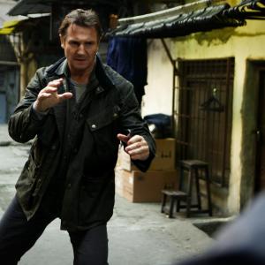 Still of Liam Neeson in Pagrobimas 2: Neisvengiamas kerstas (2012)
