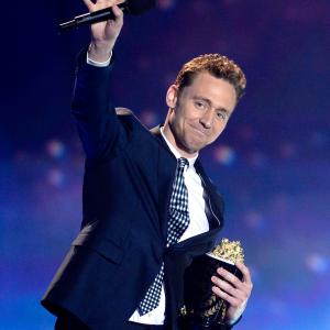 Tom Hiddleston at event of 2013 MTV Movie Awards (2013)