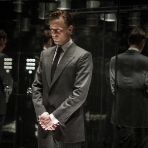 Still of Tom Hiddleston in High-Rise (2015)
