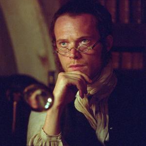 Still of Paul Bettany in Master and Commander The Far Side of the World 2003