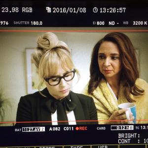 Andrée Vermeulen and Maya Rudolph- Angie Tribeca S2