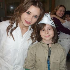 Robbie Tucker and Olesya Rulin(HS Musical) on set of 'Family Weekend'