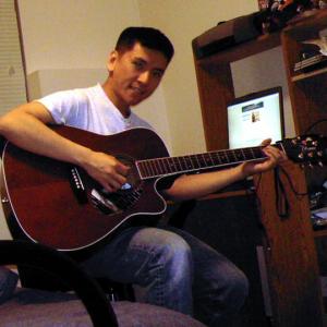Cal Nguyen - guitarist