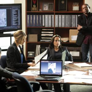 Still of Janeane Garofalo, Forest Whitaker, Beau Garrett and Beth Griffith in Criminal Minds: Suspect Behavior (2011)