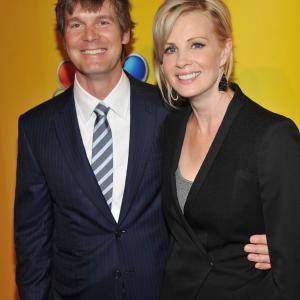 Monica Potter and Peter Krause