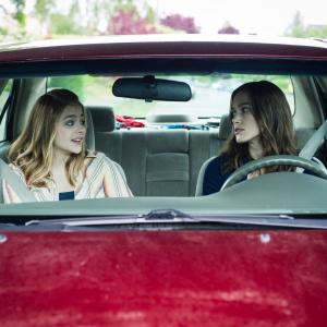 Still of Keira Knightley and Chloë Grace Moretz in Laggies (2014)