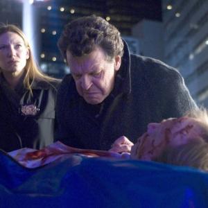 Still of John Noble and Anna Torv in Ties riba 2008