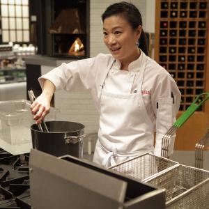 Still of Shirley Chung in Top Chef Duels 2014