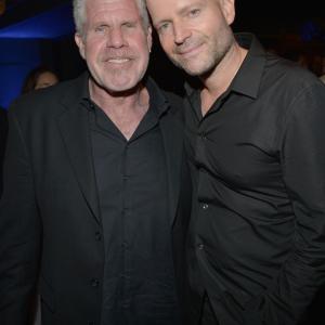 Ron Perlman and Marc Forster at event of Hand of God 2014