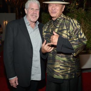 Ron Perlman and Cary-Hiroyuki Tagawa at event of The 67th Primetime Emmy Awards (2015)